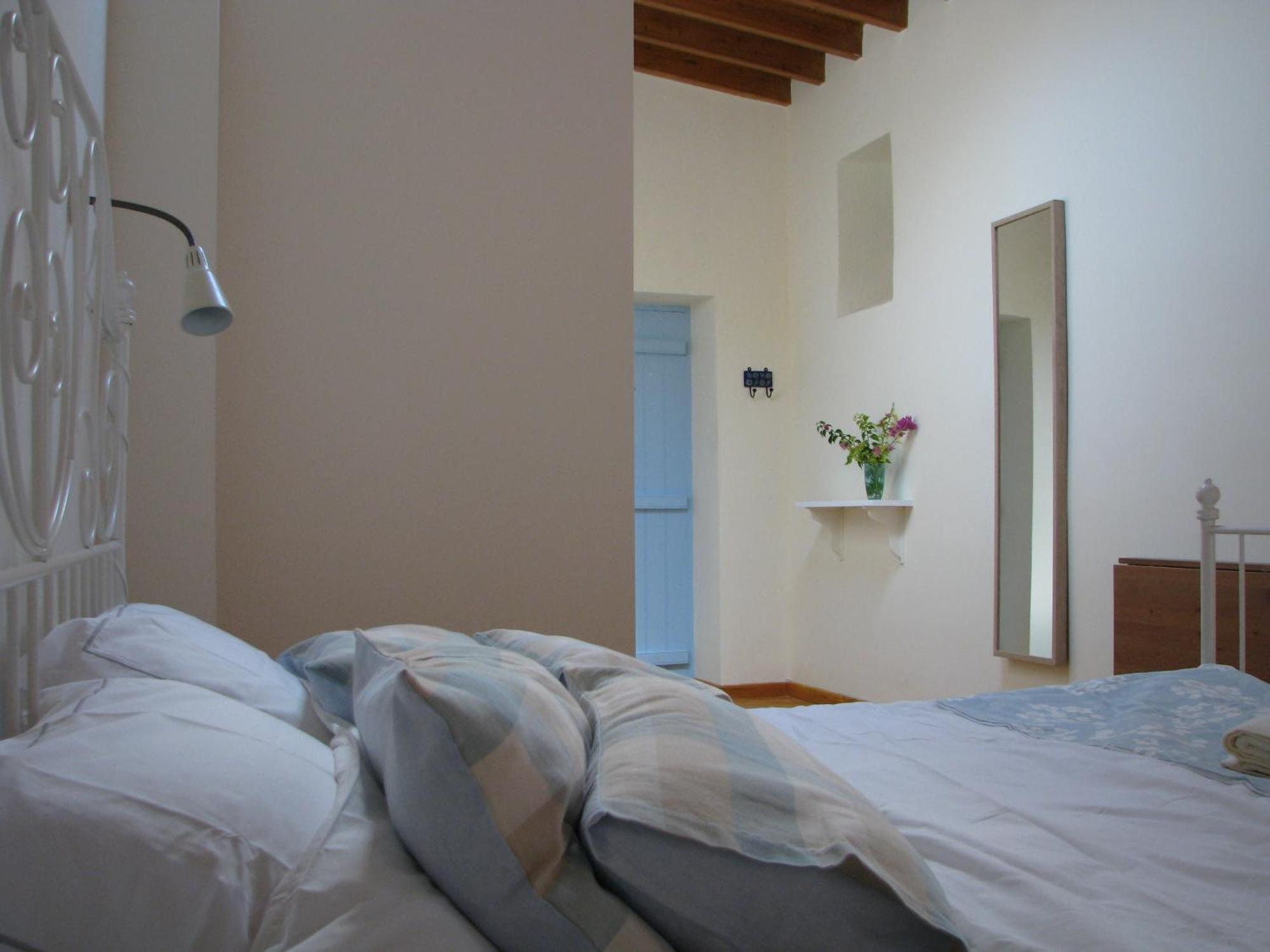 Dolphin Guest House And Studios Tochni Bagian luar foto