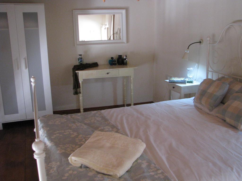 Dolphin Guest House And Studios Tochni Ruang foto