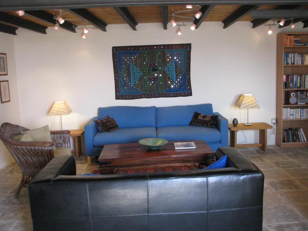 Dolphin Guest House And Studios Tochni Ruang foto