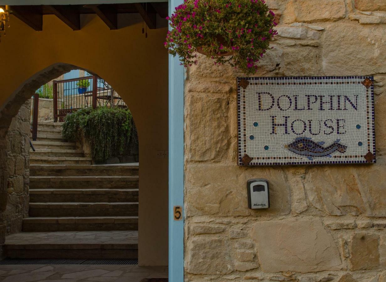 Dolphin Guest House And Studios Tochni Bagian luar foto